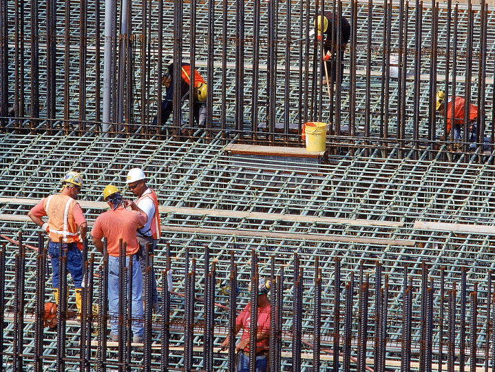 Construction workers building the Big Dig